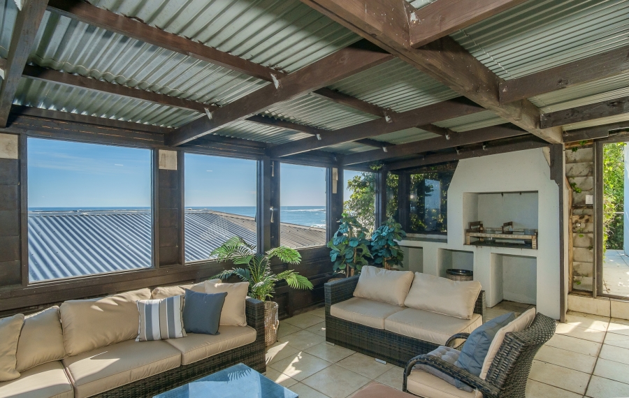 5 Bedroom Property for Sale in Misty Cliffs Western Cape